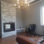 Pace, Luminosita E Comodita A Due Passi Dal Garda Villa *