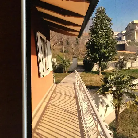 Villa Pace, Luminosita E Comodita A Due Passi Dal Garda Volta Mantovana
