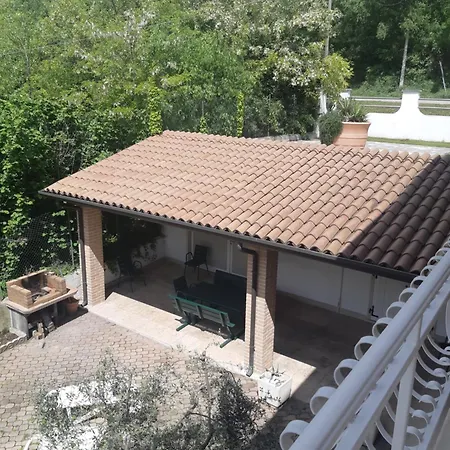 Villa Pace, Luminosita E Comodita A Due Passi Dal Garda Volta Mantovana