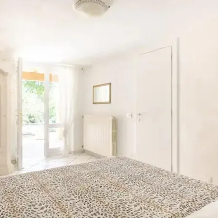 Pace, Luminosita E Comodita A Due Passi Dal Garda Villa