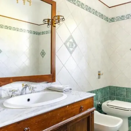 Pace, Luminosita E Comodita A Due Passi Dal Garda Villa Volta Mantovana