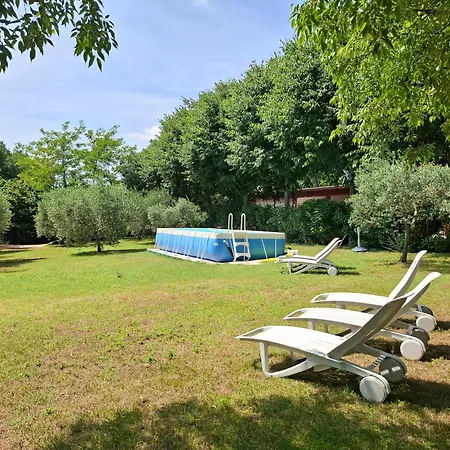 Pace, Luminosita E Comodita A Due Passi Dal Garda Villa