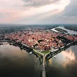빌라 Pace, Luminosita E Comodita A Due Passi Dal Garda 볼타 만토바나